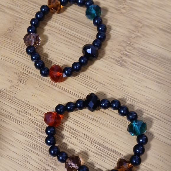 Multicolor Beaded Bracelet Set - Picture 3 of 5